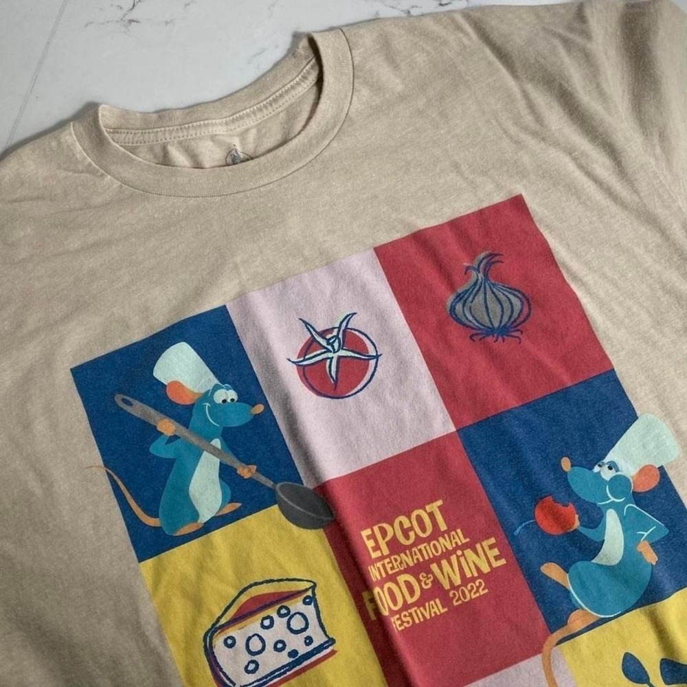 Disney‎ Epcot Food & Wine Festival 2022 Remy Passholder T-Shirt Size M Beige
